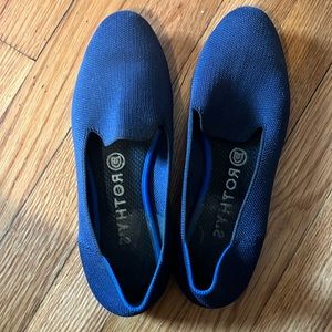 Rothys 7.5 loafer style. Navy.